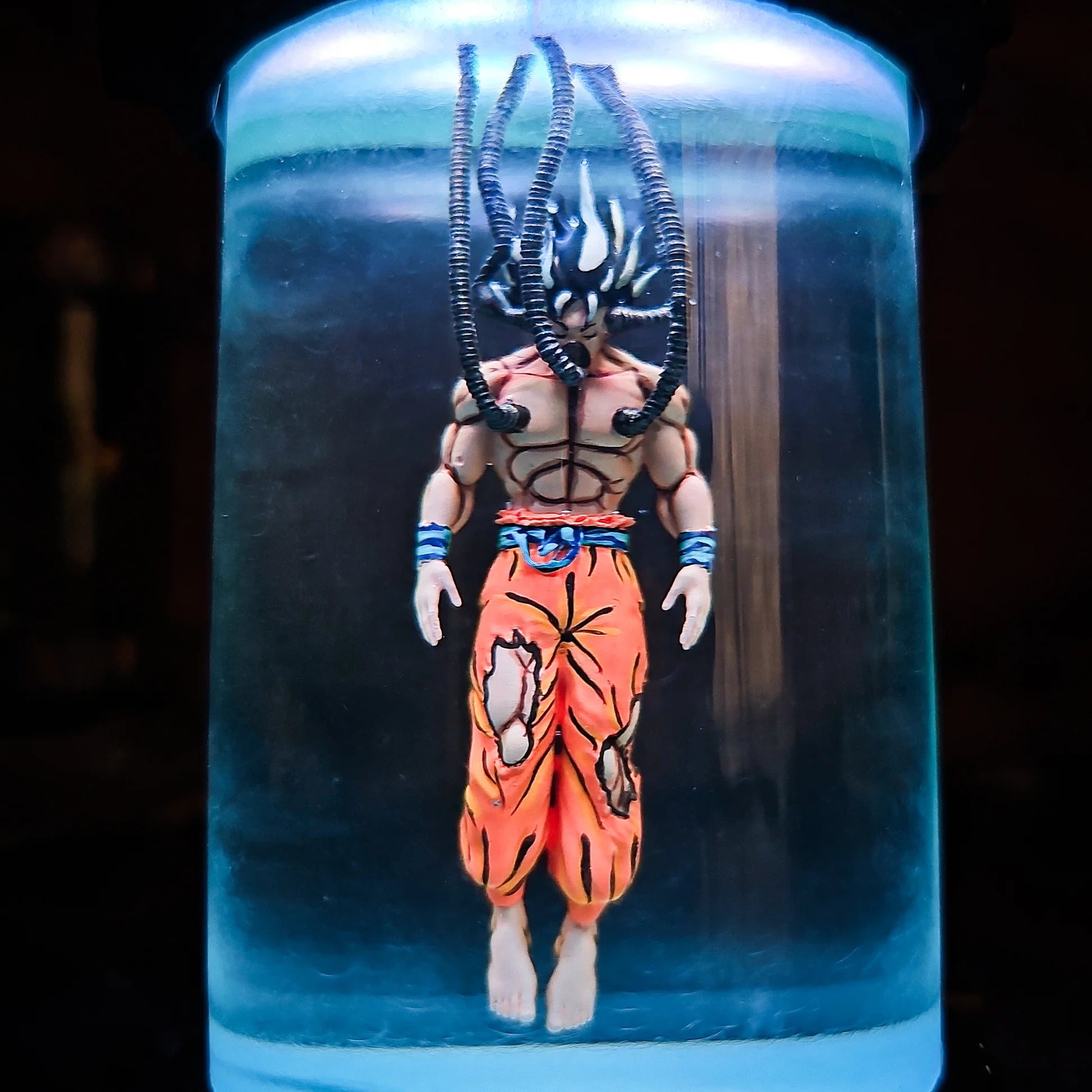 Goku Specimen Lamp – Anime LED Display