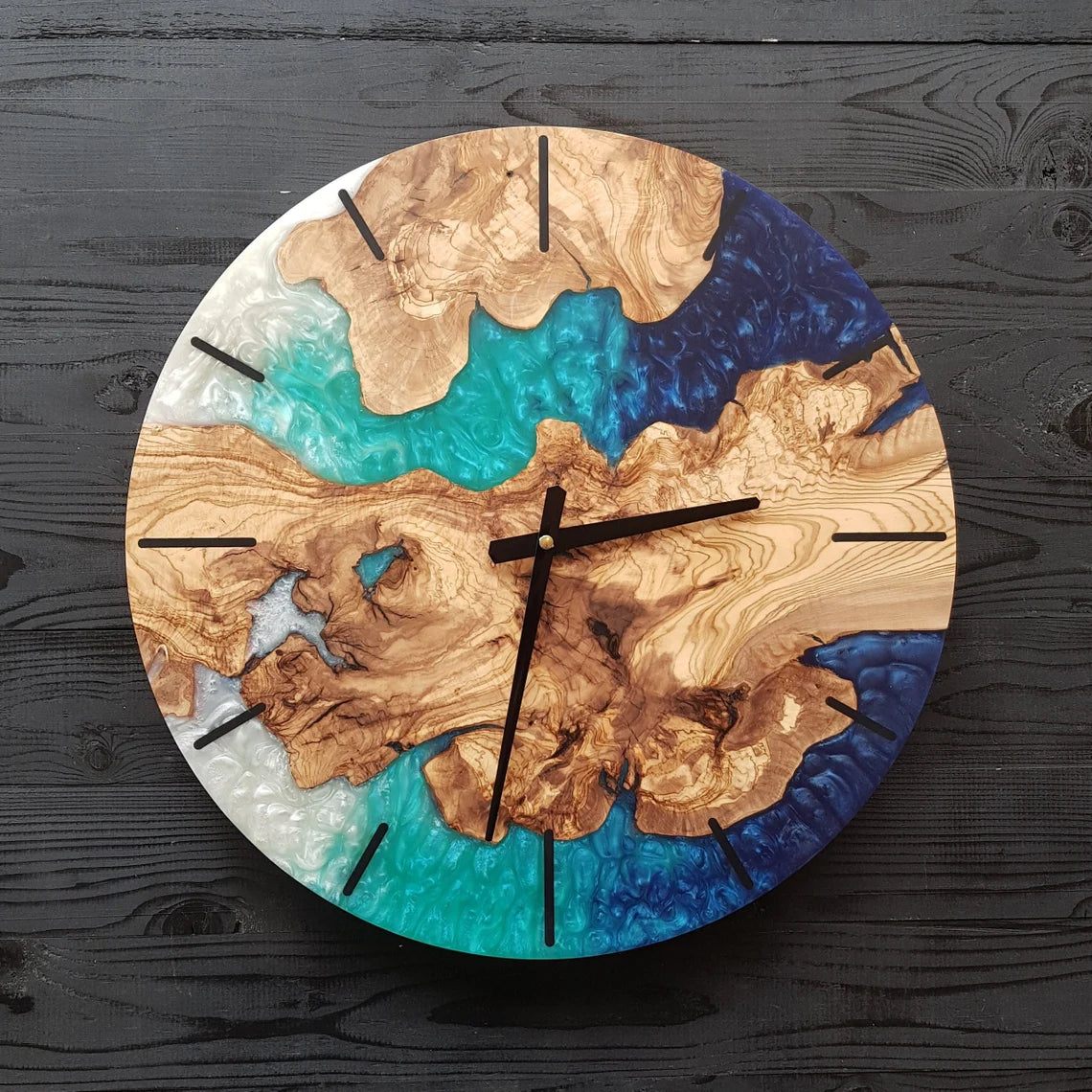Coastal Tide Epoxy Wood Wall Clock – Handmade Ocean Resin Decor