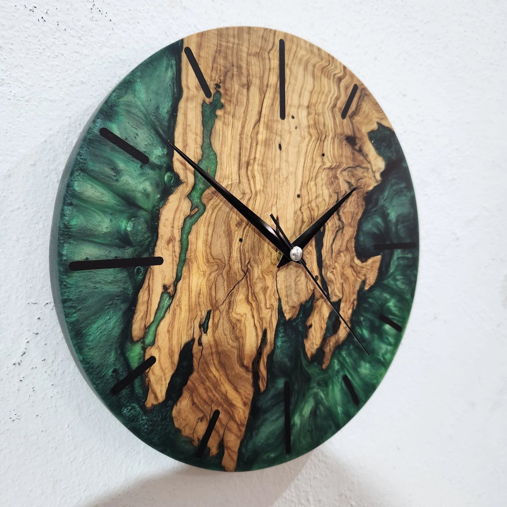 Emerald River Epoxy Wood Wall Clock – Handmade Resin Home Decor