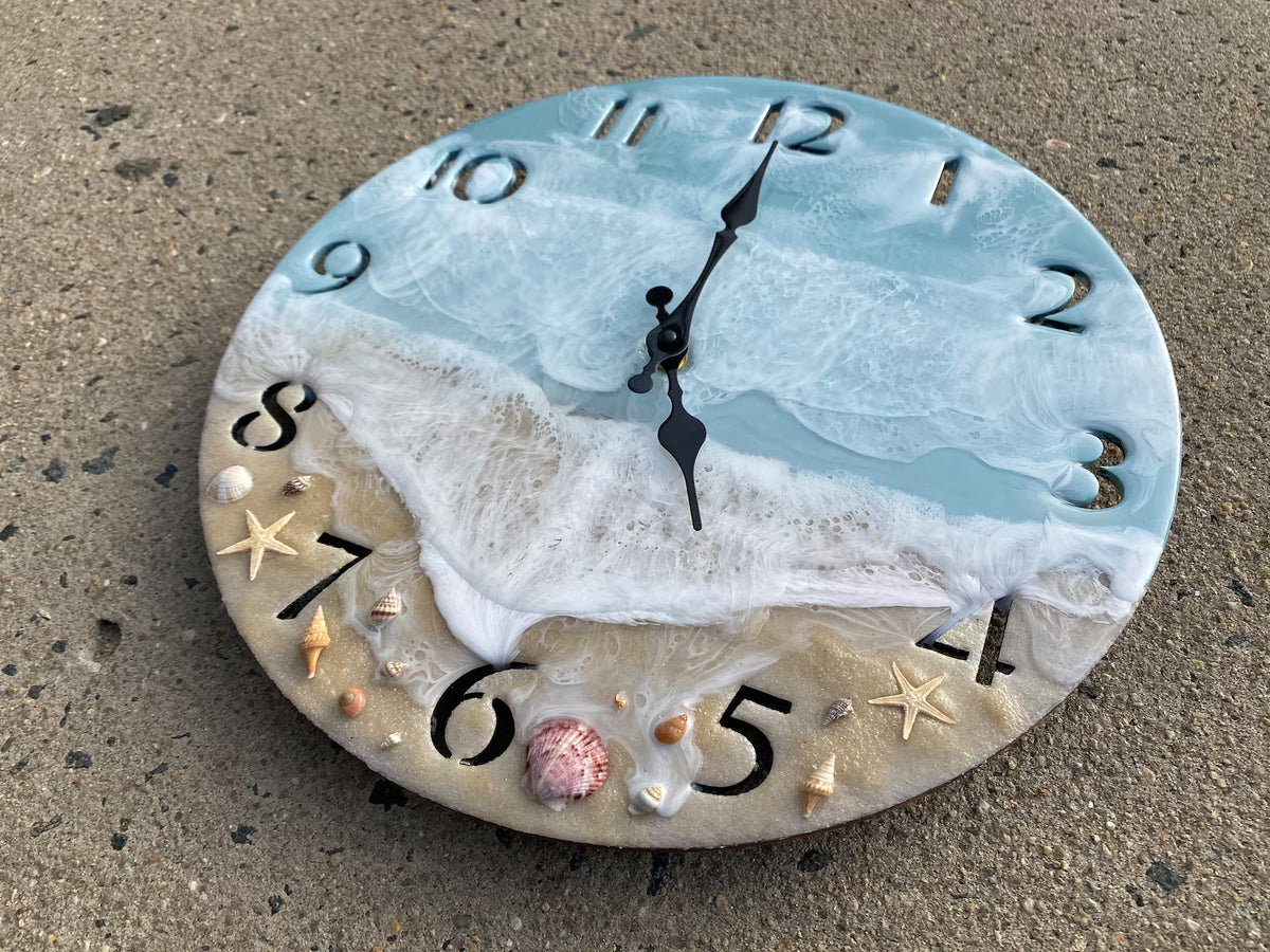Seaside Shell Epoxy Resin Wall Clock – Ocean Wave Coastal Décor