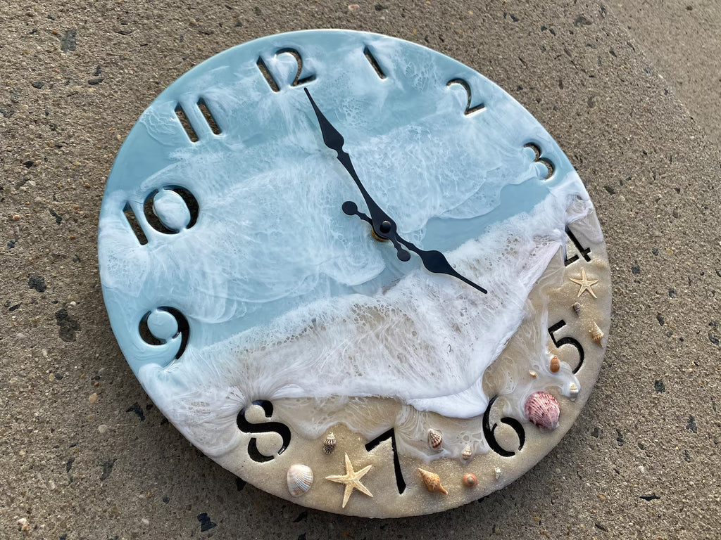 Seaside Shell Epoxy Resin Wall Clock – Ocean Wave Coastal Décor