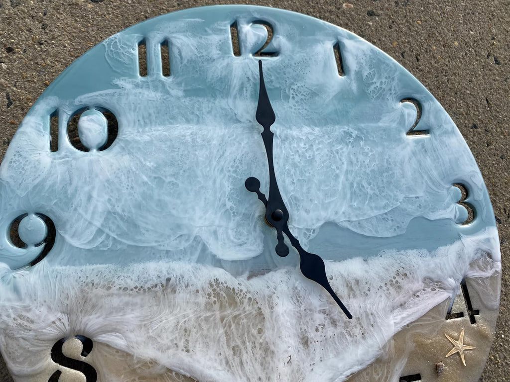 Seaside Shell Epoxy Resin Wall Clock – Ocean Wave Coastal Décor