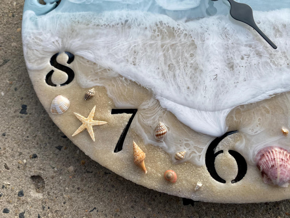Seaside Shell Epoxy Resin Wall Clock – Ocean Wave Coastal Décor