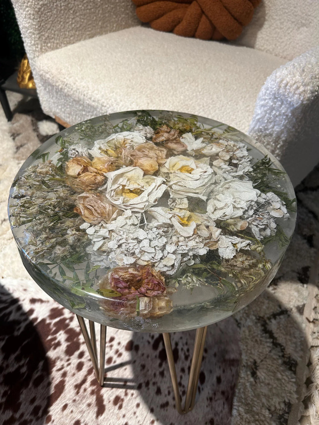Preserved Flower Epoxy Resin Table – Round & Square Botanical Accent Table