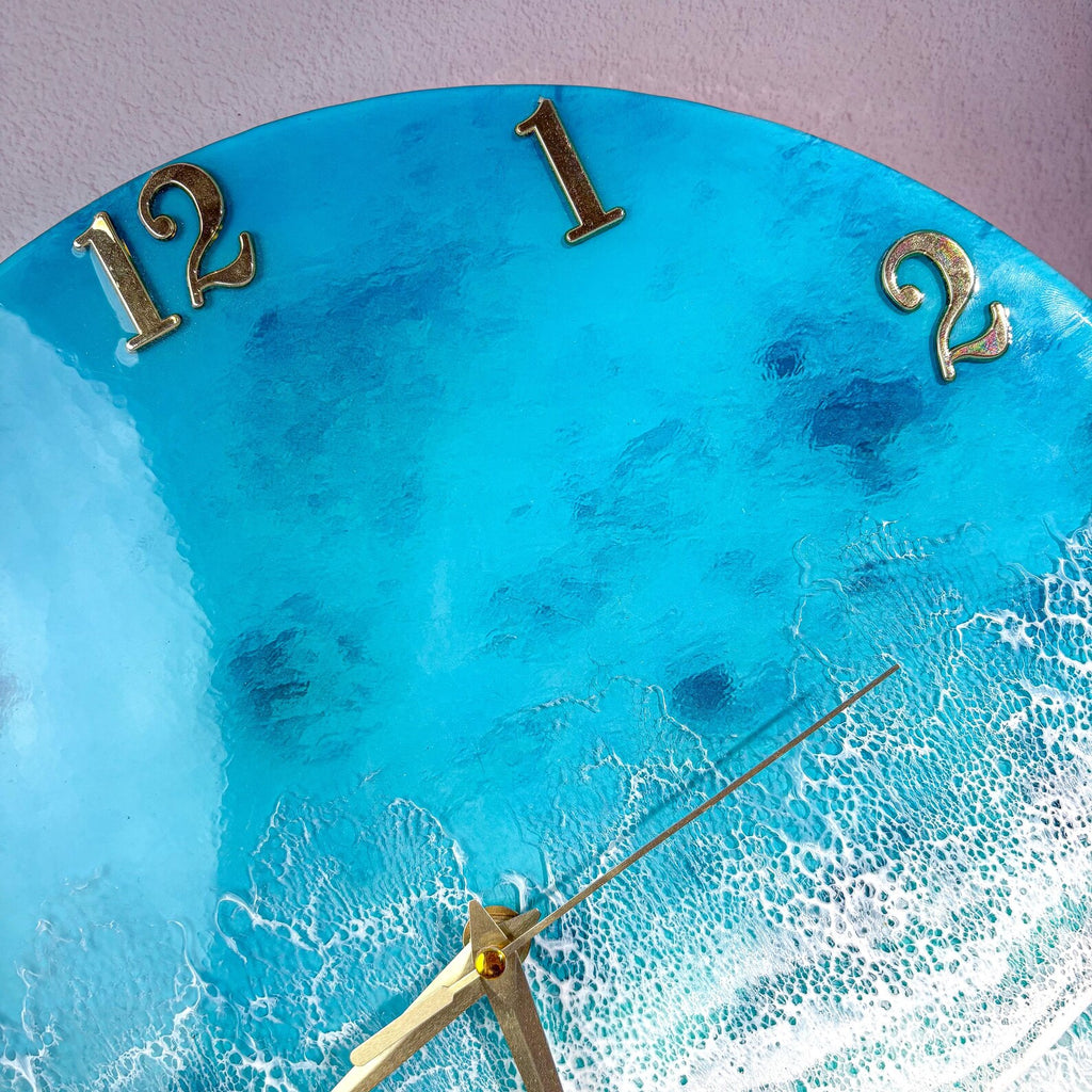 Ocean Wave Epoxy Resin Wall Clock – Turquoise Beach Coastal Décor
