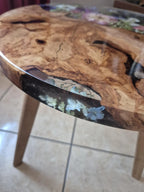 Pressed Flower Epoxy Resin Table – Round Live-Edge Wood Botanical Tabletop
