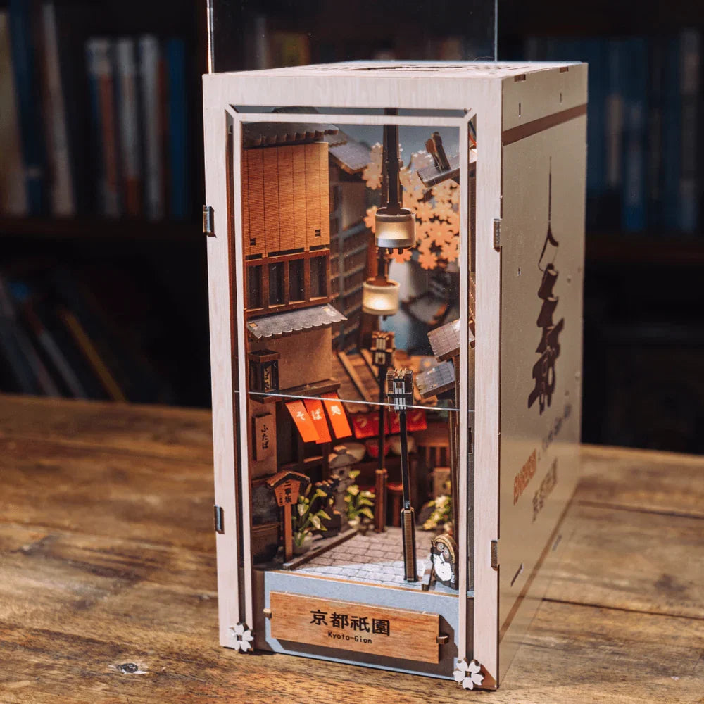 Moonlit Gion Kyoto DIY Book Nook Kit